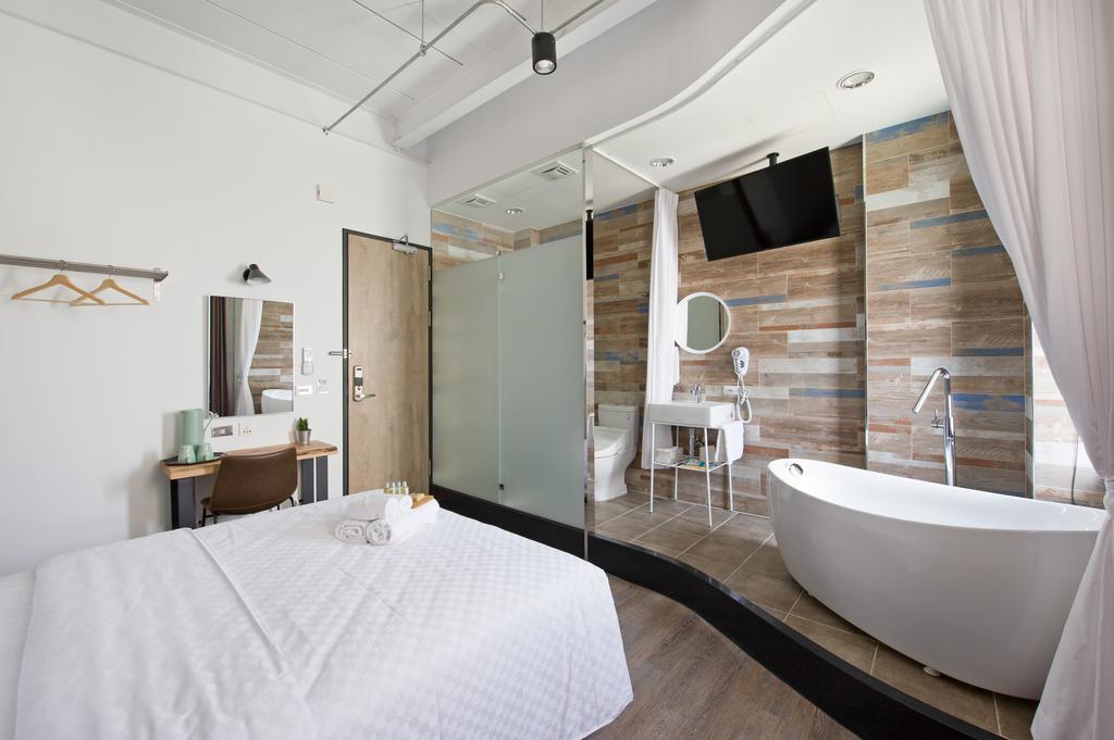 Ox Suites Kaohsiung Extérieur photo